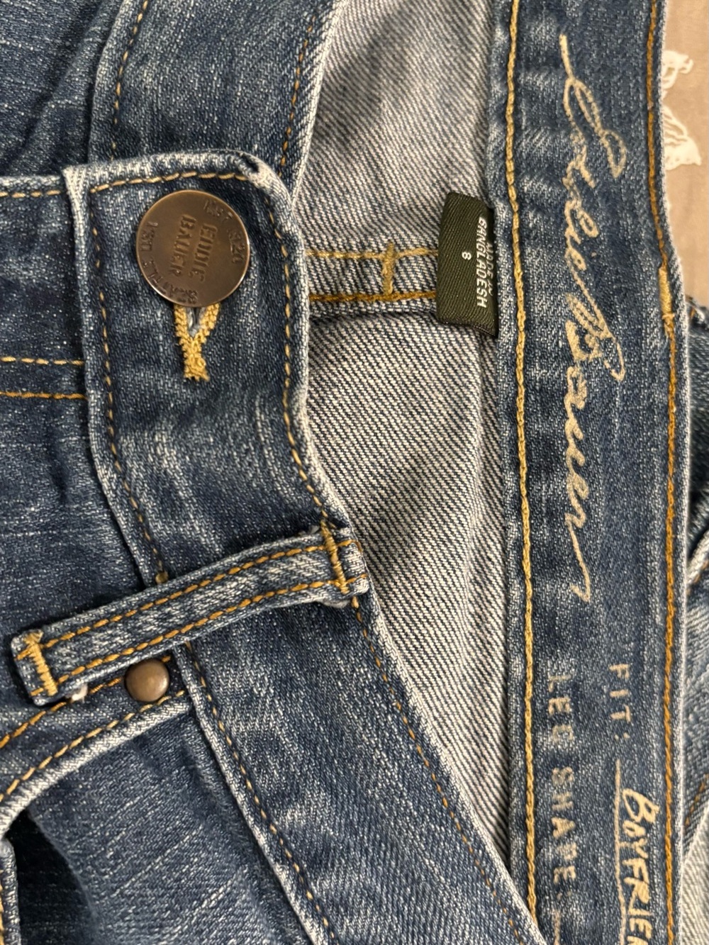 Eddie Bauer Women's Dark Blue Cropped Denim Jeans